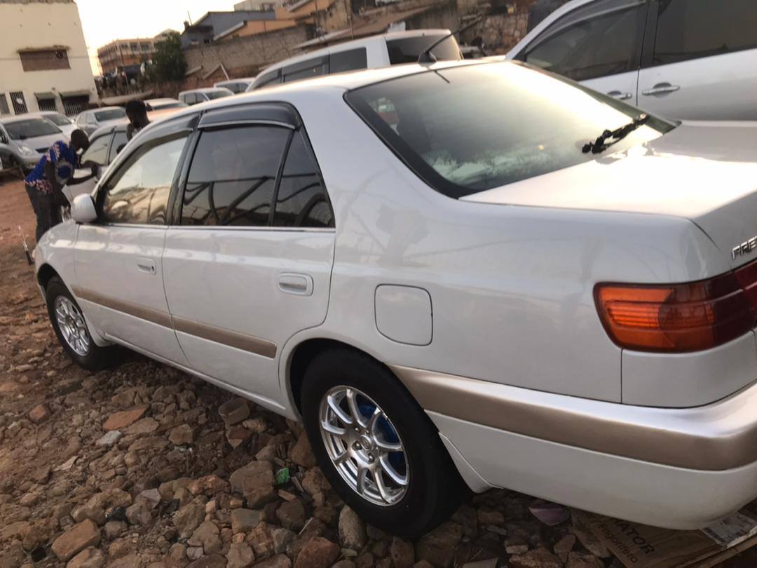 A picture of TOYOTA PREMIO SUPER IN EXCELLENT CONDITION PRICE 17M only Wtsup