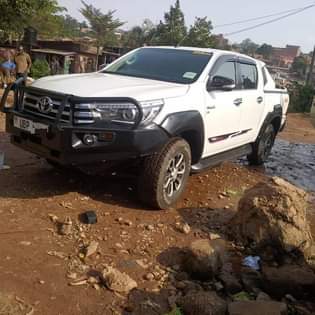 used toyota hilux