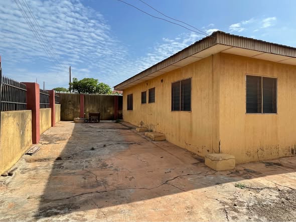 A picture of Three bedroom semidetached bungalow