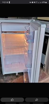 A picture of ADH single door 0751819335