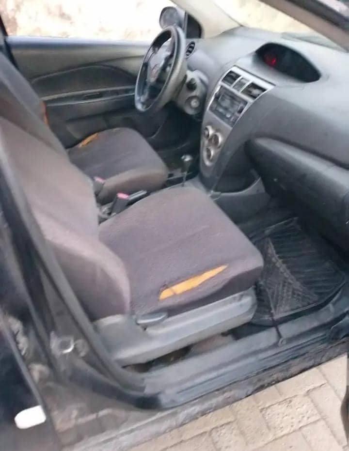 A picture of Toyota Yaris 08
