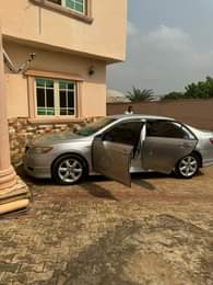 A picture of First body Toyota Camry spider 09 model very clean nothing