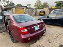 A picture of Toyota camry 2004 model toks standard with first body