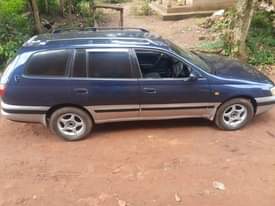 A picture of 1999 Calidina Toyota calidina