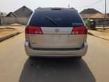 A picture of 2005 Toyota Siena 4