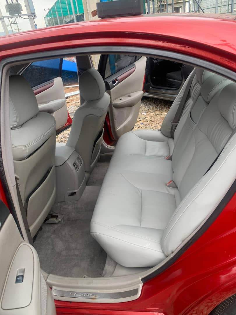 A picture of CAR FOR SALE LEXUS ES 330 for sale in Jahi