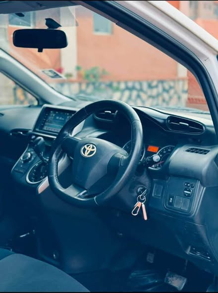 A picture of Wish model 2010 26m Buy and Drive