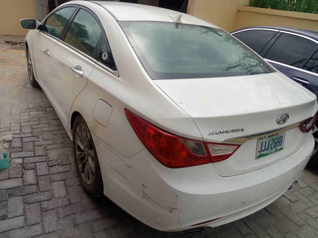 A picture of 2012 Hyundai sonata