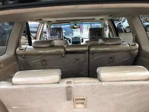 A picture of sharp Toyota Highlander 2006 model 3 seaters Super clean Factory