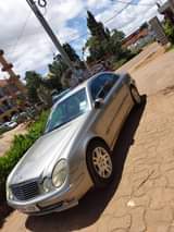 A picture of Mercedes Benz