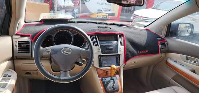 A picture of RX350