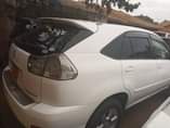 A picture of Toyota harrier call 0752041387