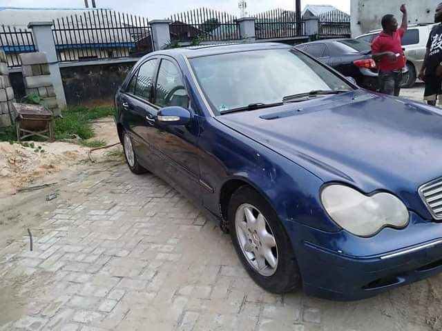 A picture of C200