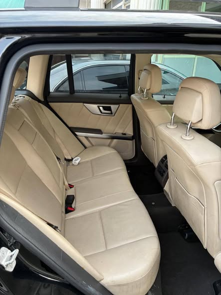 A picture of RECENT ENTRY DISTRESS SALE Tokunbo 2013 GLK350 Mercedes Benz July