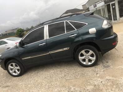 A picture of Super Sharp 2005 RX330 for sale Belgium Grade Very Sound