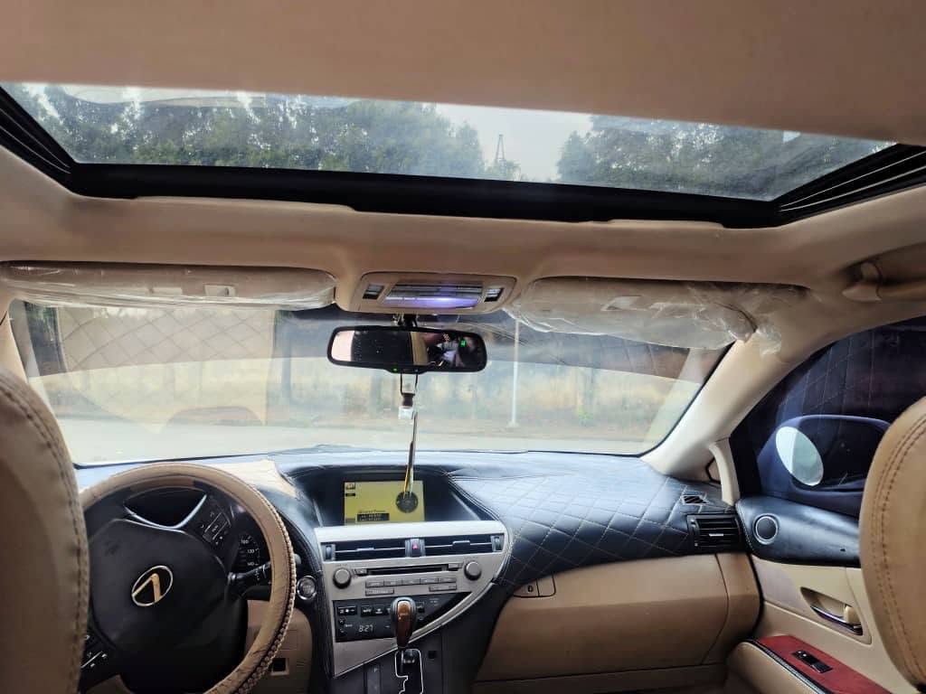 A picture of Lexus RX350 2010