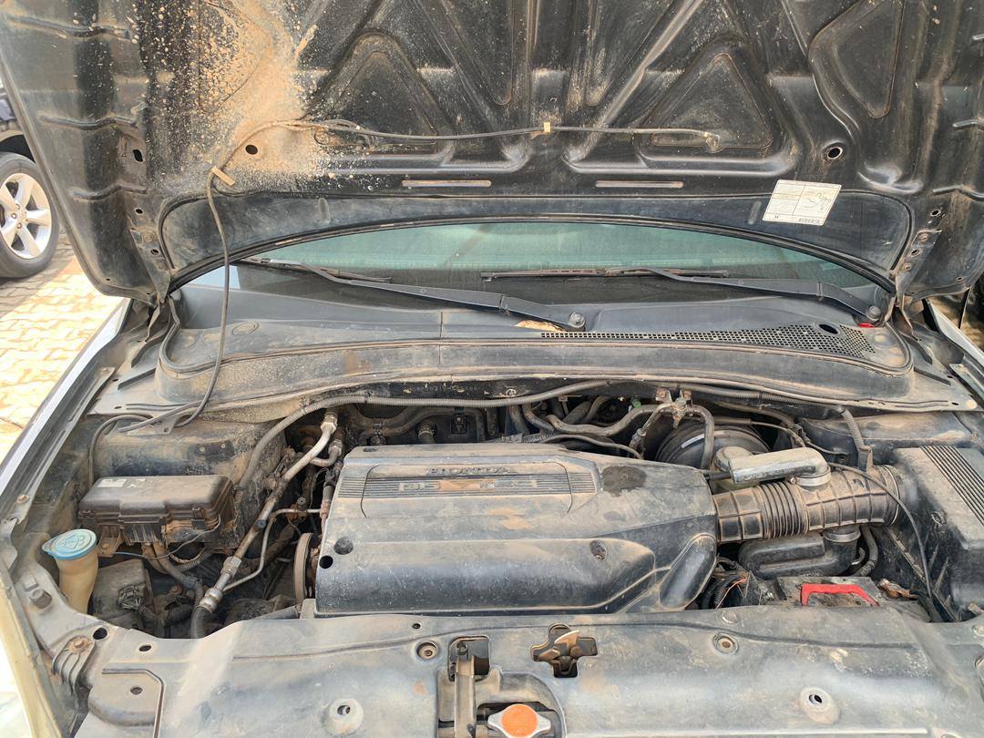 A picture of Toyota Avalon 2006 model