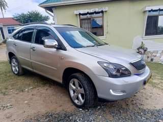 A picture of TOYOTA HARRIER