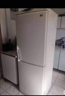 classifieds/fridges