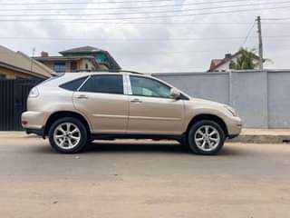 A picture of Lexus RX350 2009