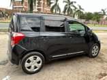 A picture of TOYOTA RACTIS