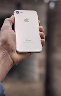 A picture of I phone 7 plain
