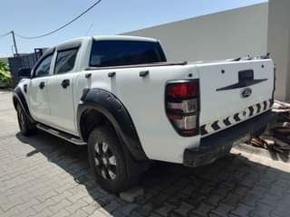 A picture of Ford ranger pick up