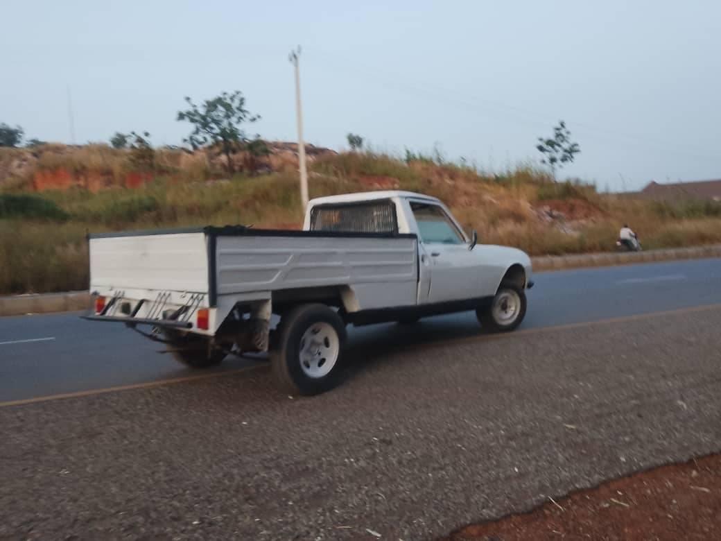 A picture of 1998 Peugeot 206