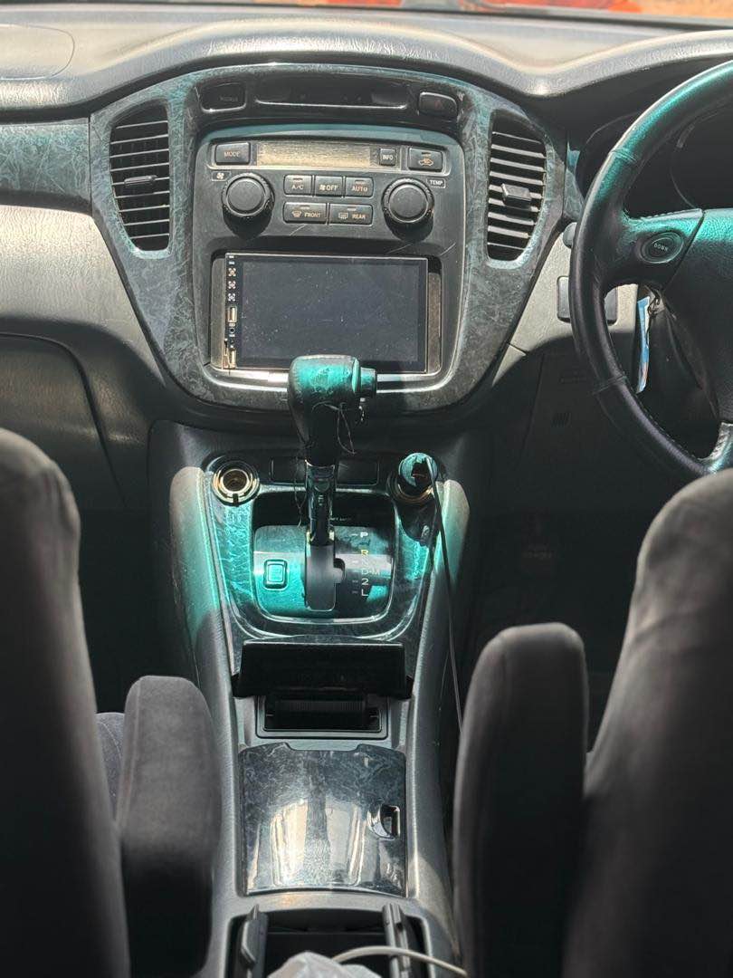 A picture of Toyota Kluger For Sale Call 0701057114