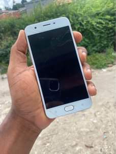 A picture of Oppo a57