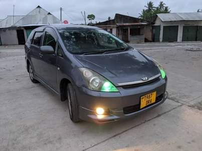 A picture of Toyota wish