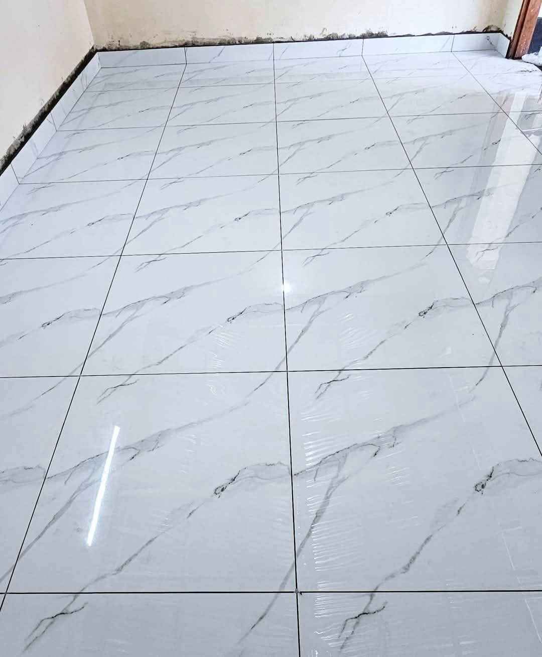 A picture of Tiles Installer and engineer