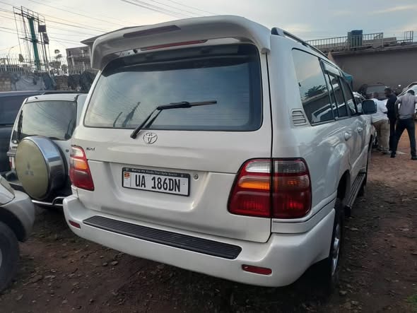 A picture of Land cruiser V8 Diesel