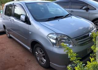 A picture of Toyota raum 2008