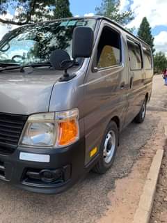used nissan caravan