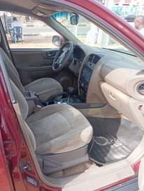 A picture of 2005 Hyundai Santa Fe Toyota engine