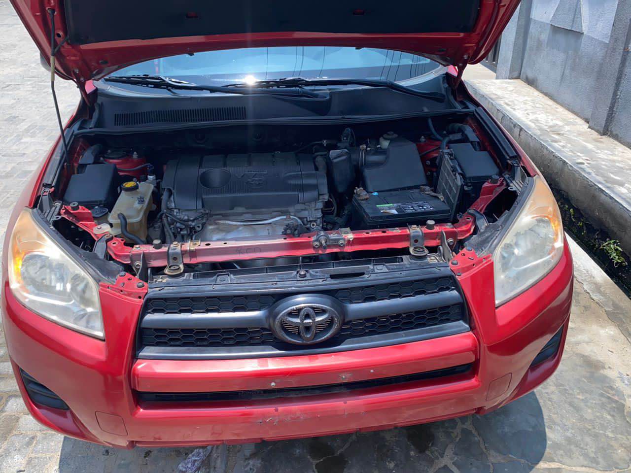 A picture of Distress sale 12 5mm 2011 Rav 4