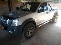 isuzu kb300
