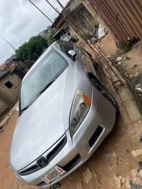 A picture of Honda accord 05