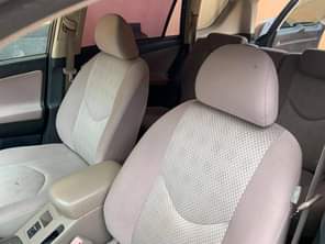 A picture of Super clean 2009 Toyota RAV4 Tokumbo standard 4 Plugs Belgium