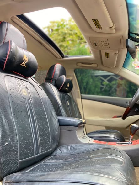 A picture of Lexus es350