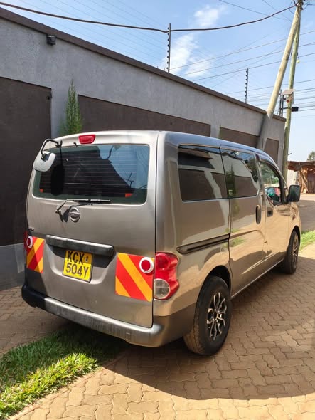 A picture of Nissan NV200
