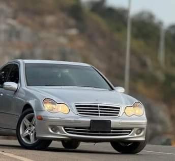 A picture of 2006 Mercedes Benz C280
