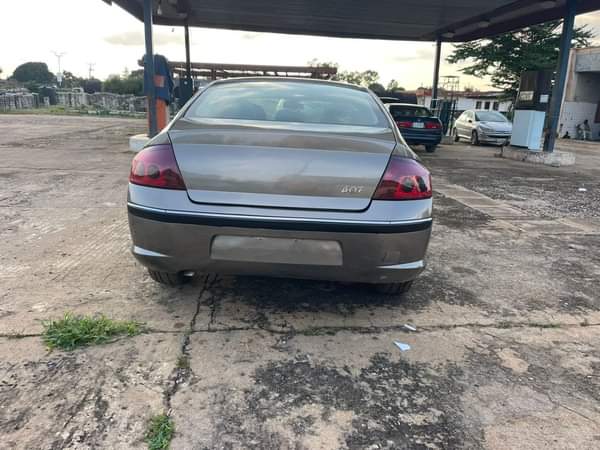 A picture of 2005 PEUGEOT 407 AUTO DRIVE WITH CUSTOM PAPERS AT KD