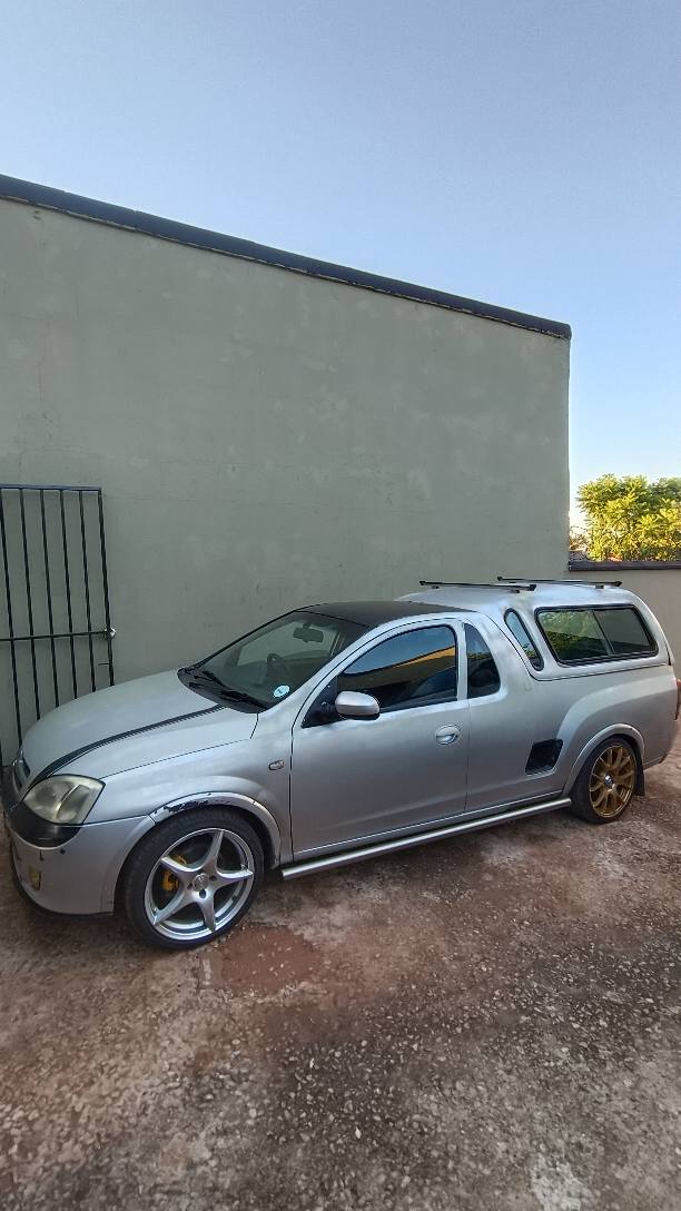 corsa utility