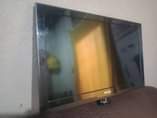 A picture of 23 inch flat tv
