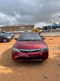 A picture of Honda Civic 08