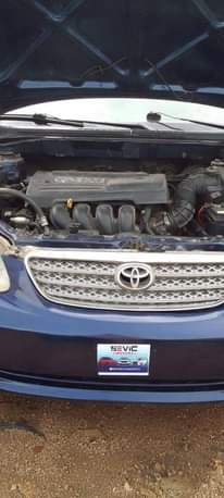A picture of 2005 Toyota Corolla le