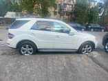 A picture of 2011 Mercedes Benz ml350 told