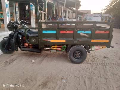A picture of Lipo vizur Bado jipya kabisa sinaga mali mbovu